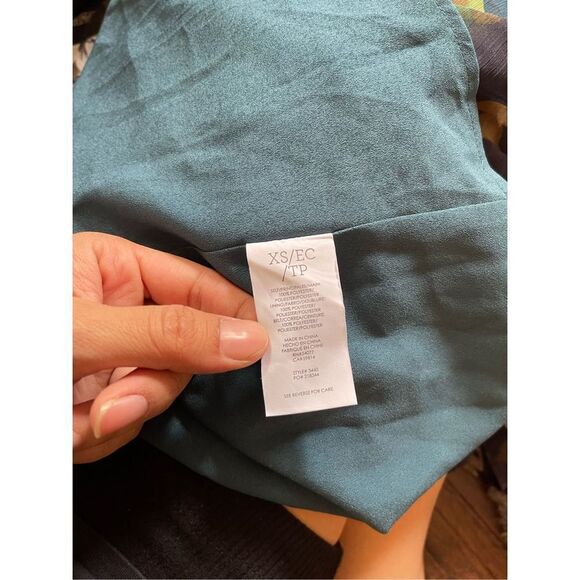 NWT CAbi Pirouette Dress #3460 Floral Chiffon Ruffled Hem Green Teal Size xs - Picture 8 of 8